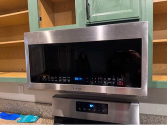 Microwave/stove combo