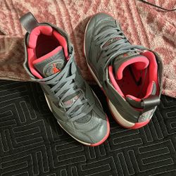 Jordan’s Size 9