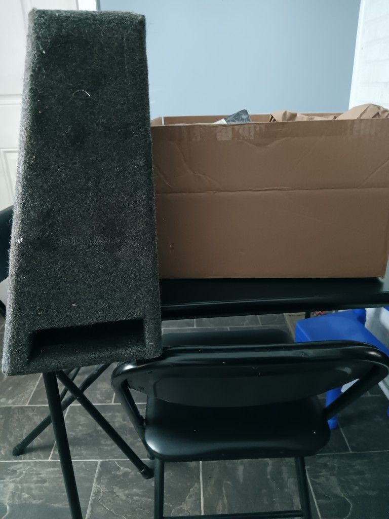 Kicker Slim Box Jl Audio Sub