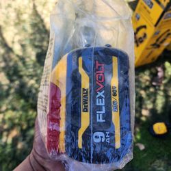 Dewalt Flexvolt 9.0 Bateire $145 Each In Oxnard 