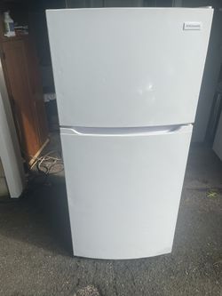 Nice 14 Cu Fridge 
