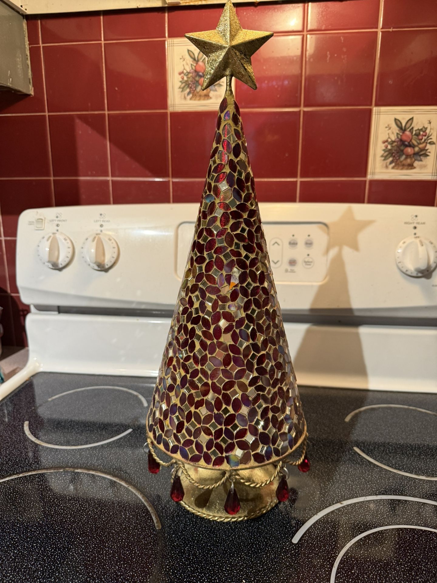 Beautiful Crystal Type Christmas Tree $5