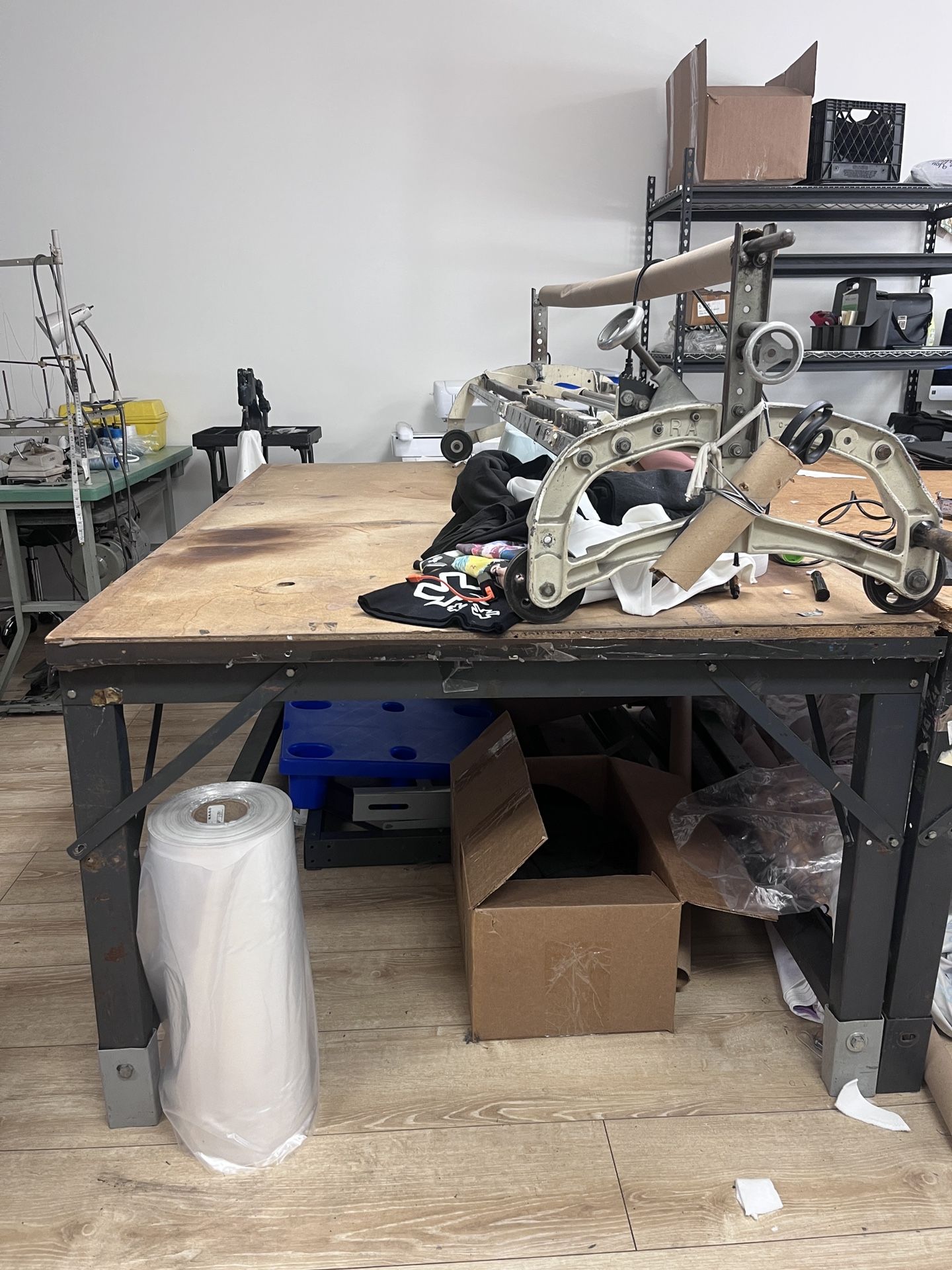 cutting Table/Packaging Table,New Products : American Fashion Style Bags On Sale