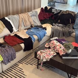 Women’s Clothes 40 Pieces!!!