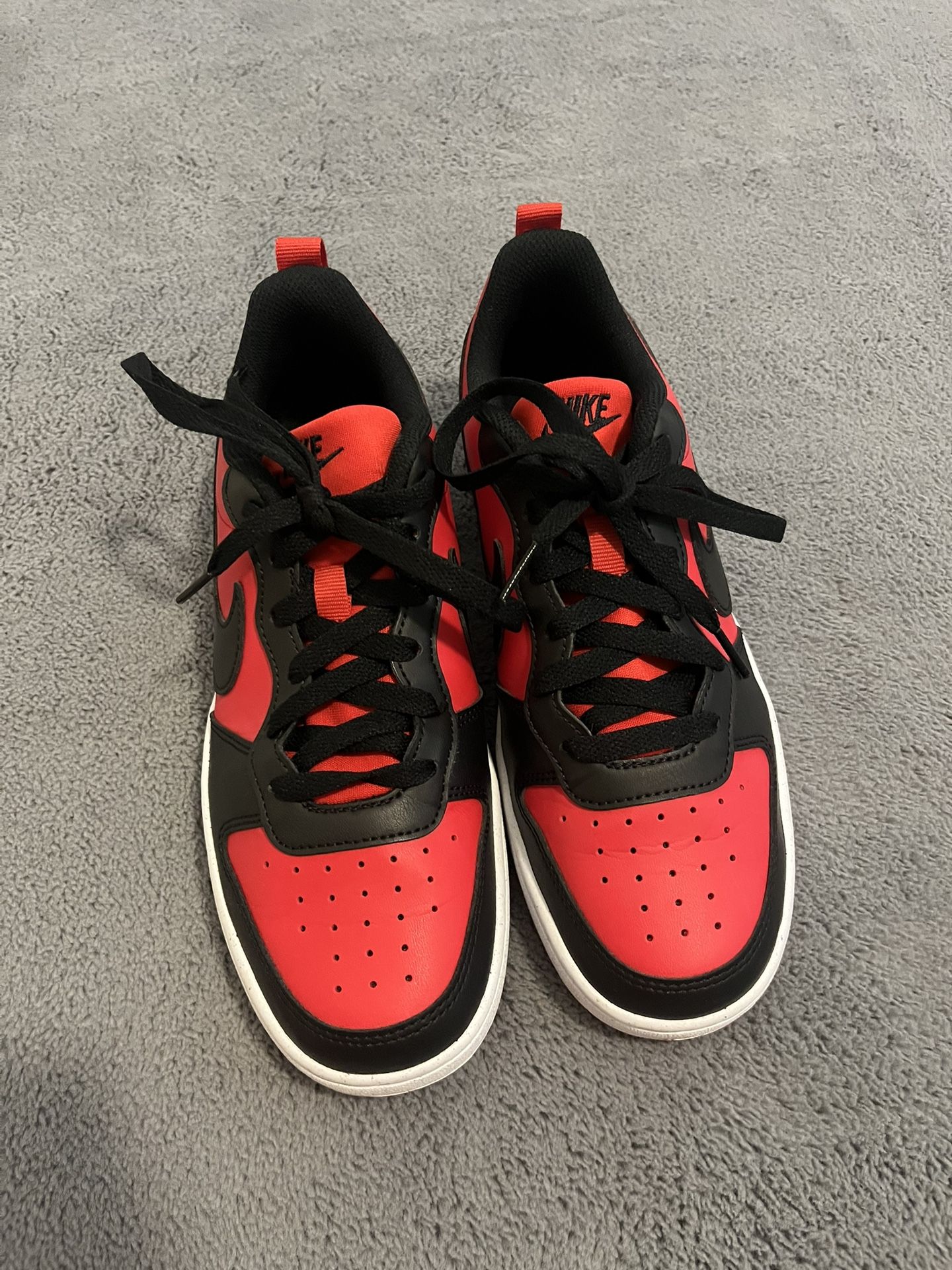 Nike Court Borough Low 2 Sneakers