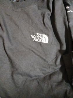 Medium North Face Shirt