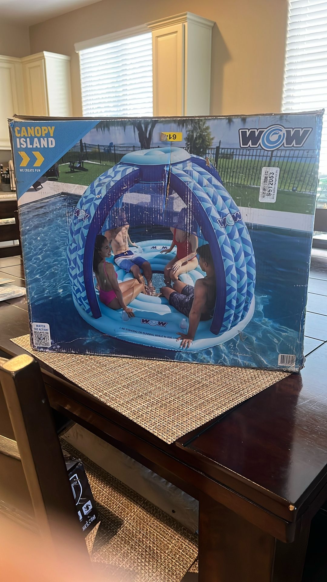 Wow Canopy Island Pool Floaty