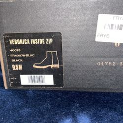 FRYE - VERONICA INSIDE ZIP