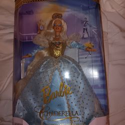 Vintage 1996 Cinderella Barbie 