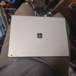 Surface Book2