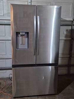 31 cu. ft. Mega Capacity Standard Depth 3-Door French Door Refrigerator