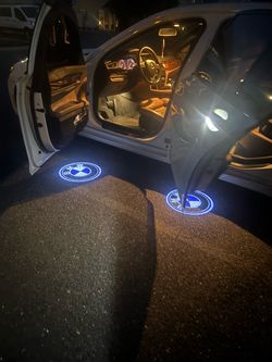 BMW LOGO DOOR LIGHTS