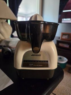 Vintage juiceit machine. Great condition
