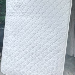 Queen Mattress And Box Spring 
