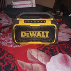 DeWalt Dcro10  Bluetooth Speaker W/Battery