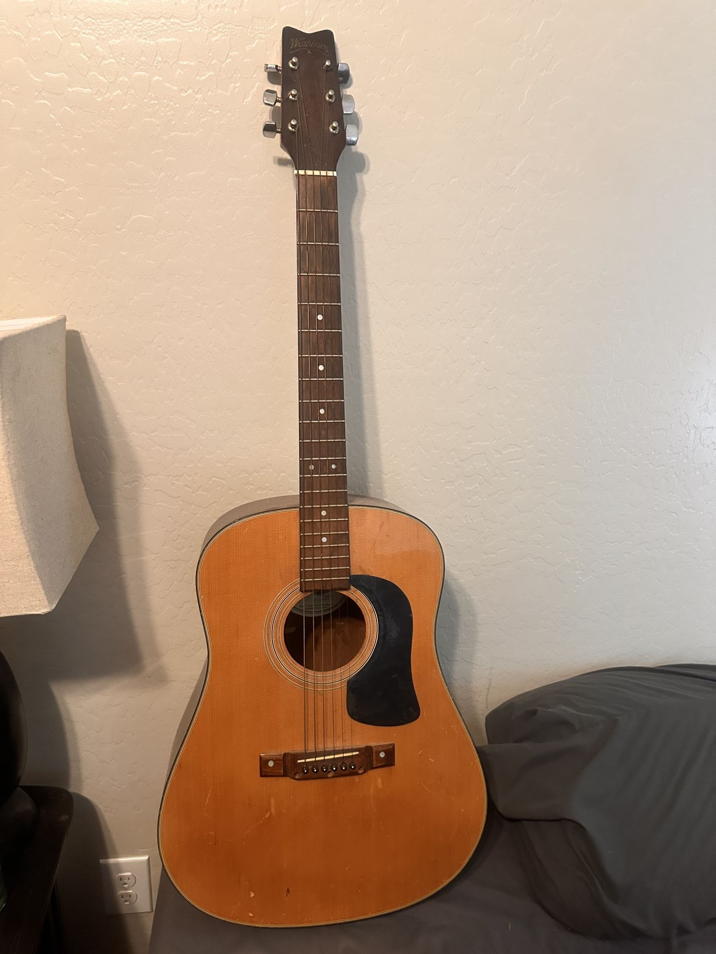 Acoustic Guitar