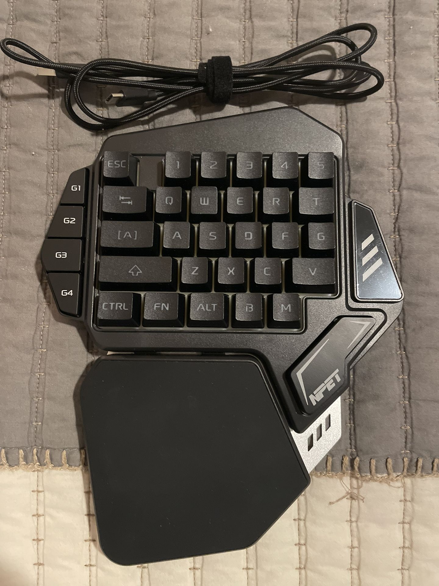 NPET Half Gaming Keyboard