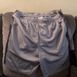 Guys Shorts Brand New Size Large $25