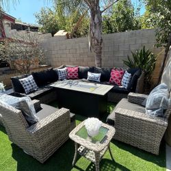 Brand New Patio Outdoor Furniture Set With Fire Put