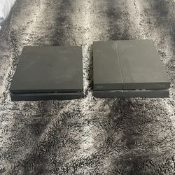 2 PS4s 8 Games And 4 Controllers 