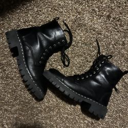 Aldo women’s Combat Boot 