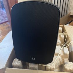 Russound Speakers outdoor/indoor (2)