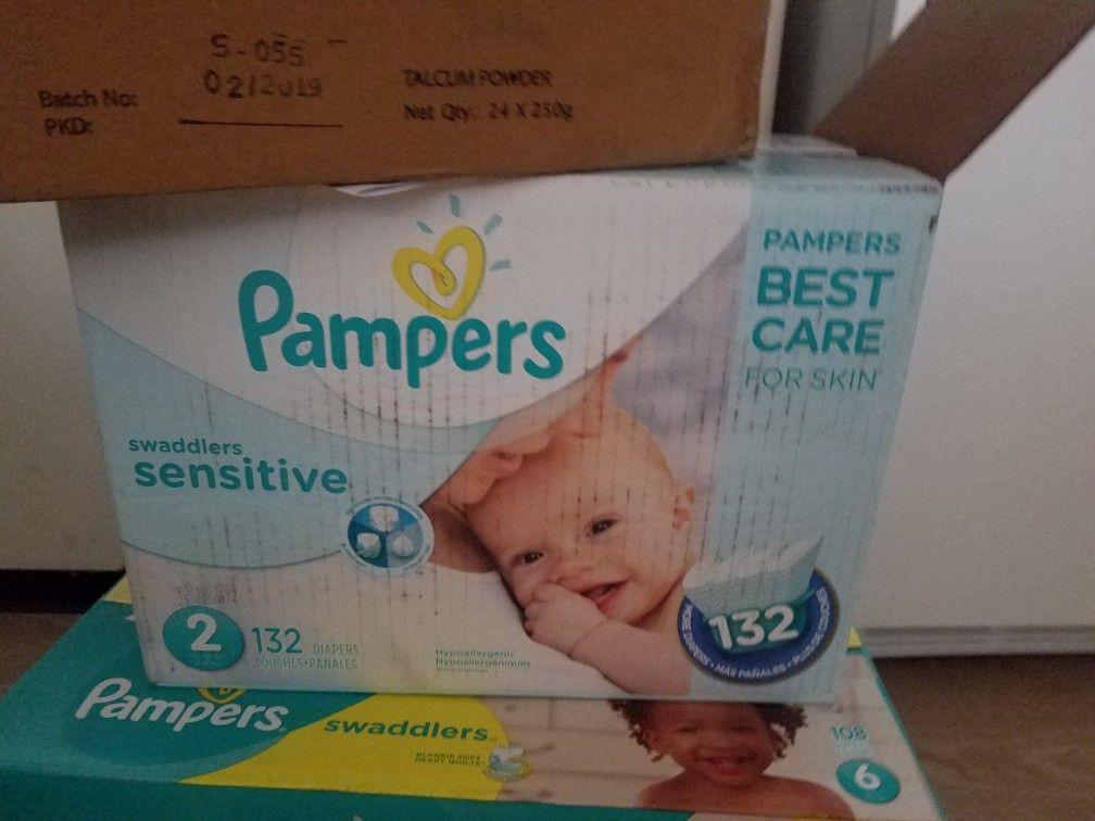 Pampers diaper size 2
