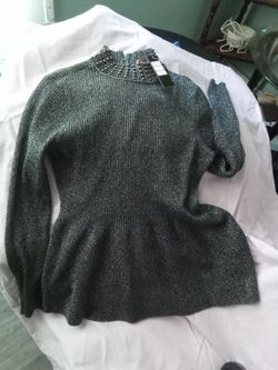 Trim waist sweater top