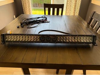 Truck light bar