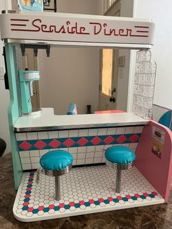 Seaside diner