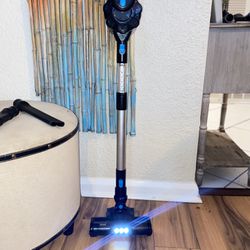 2 Speed - High Power "INSE"  Cordless Vacuum w/ Extra Parts