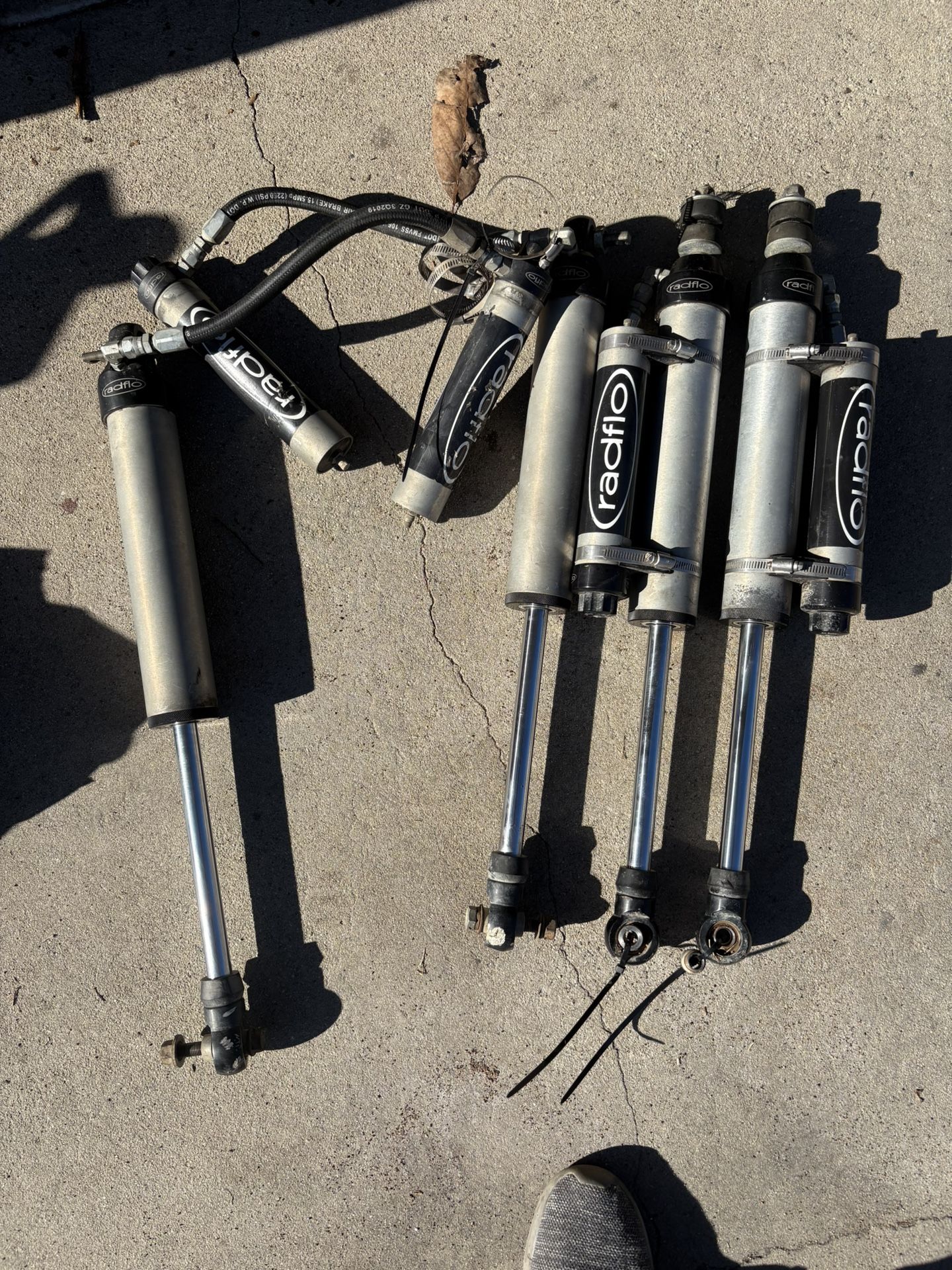 Radflo 2.5 Shocks Jeep JK