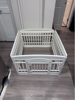 White Plastic Pet Playpen / Dog Exercise Pen with Door – 35.5” x 35.5” x 23.5”