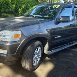 2007 Ford Explorer