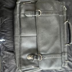 Keneth Cole Messenger Bag 