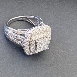 3 Carat Diamond In White Gold Ring, Clear Diamonds, Designer Piece