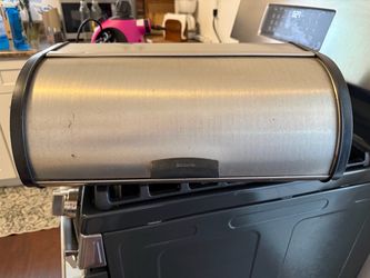 Bread box