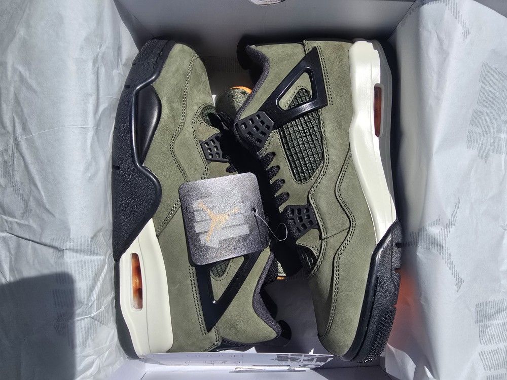Jordan 4 Undefeated