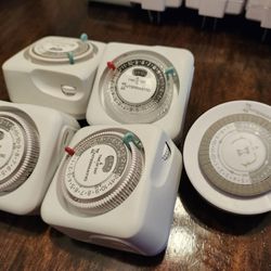 Electric timers For Christmas Decorations 