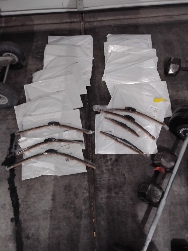 Car Windshield Wiper Blades