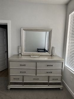 Ashley Furniture Coralayne Dresser + Mirror Set