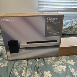 Samsung (HW-B73CD) – 5.1 Channel Soundbar System | Dolby Digital, Wireless Subwoofer, Adaptive Sound Etc.