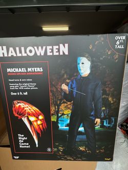 Michael Myers Deluxe Life-Size Animatronic Halloween Decoration