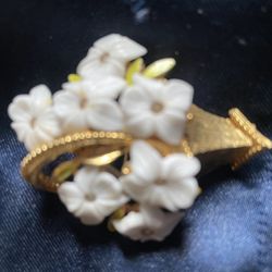 Flower Basket Brooch 