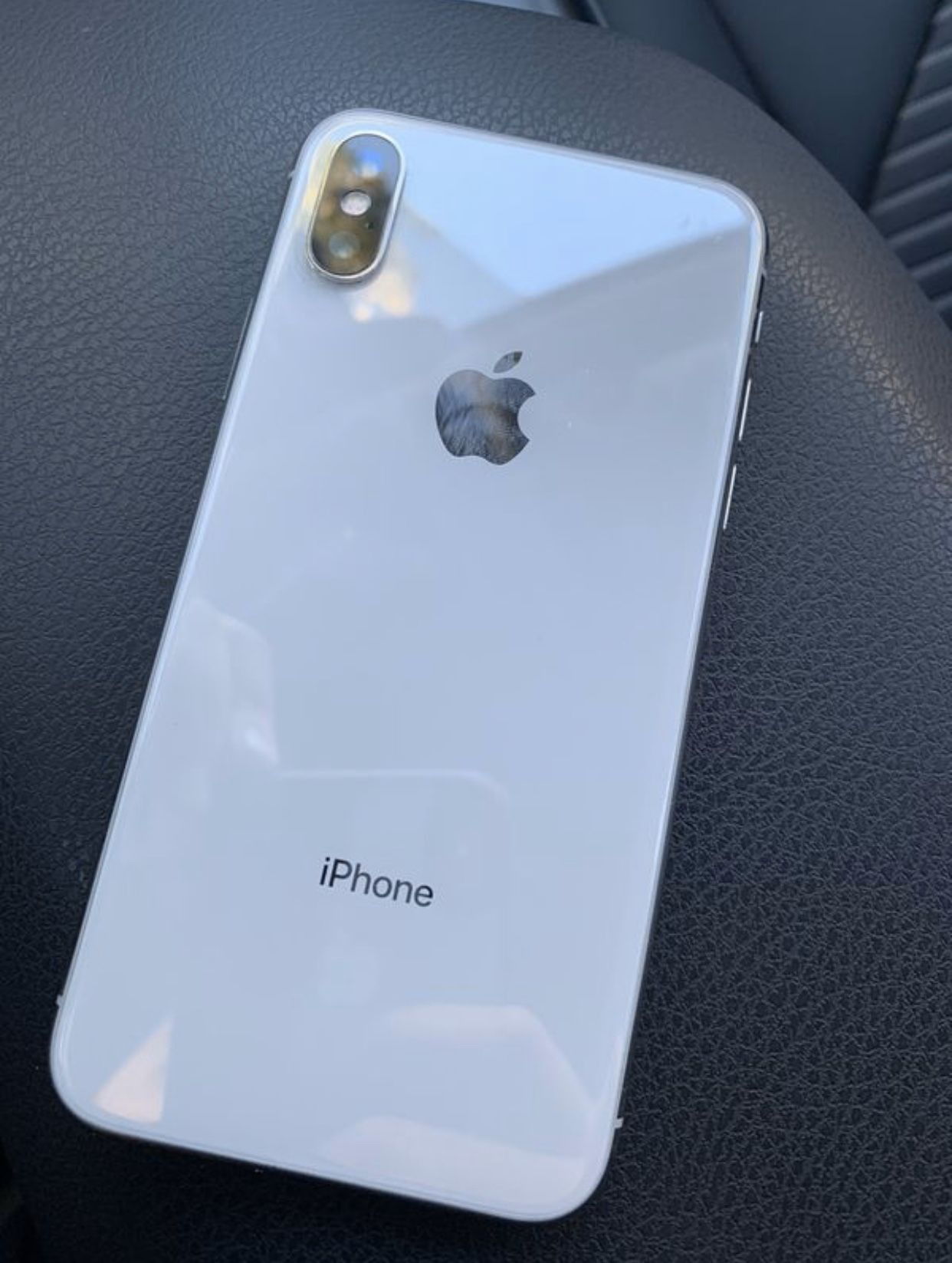 iPhone X, Does not turn on, selling for parts