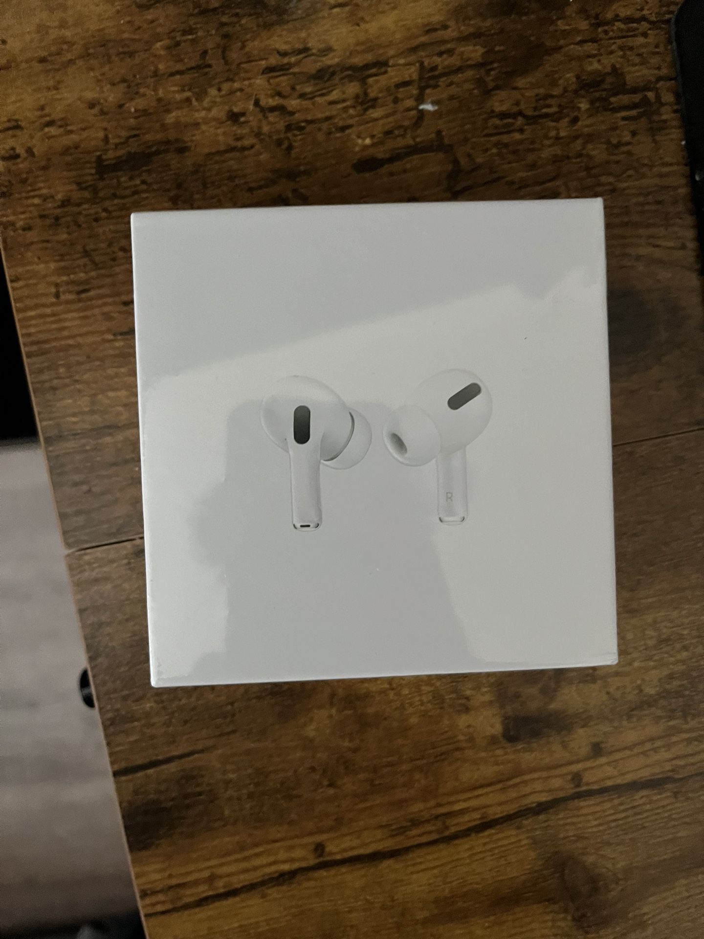 Airpod Pro Noise Cancellation(price Negotiable)