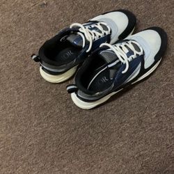Diors Size 10