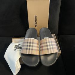 Burberry Slides Size 9.5