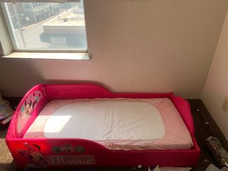 Minnie Mouse bed and mattress toddler