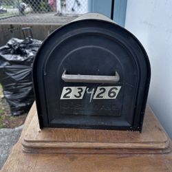 Mail Box
